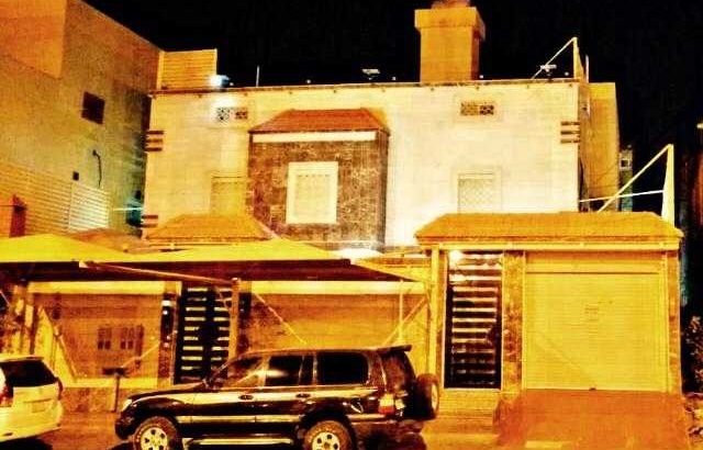 عمارة دورين وملحق ادوار شقق بحي الصالحية ١