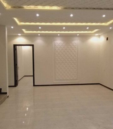 فيلا درج صاله وشقه مساحه ٣٧٥ بسعر مميز