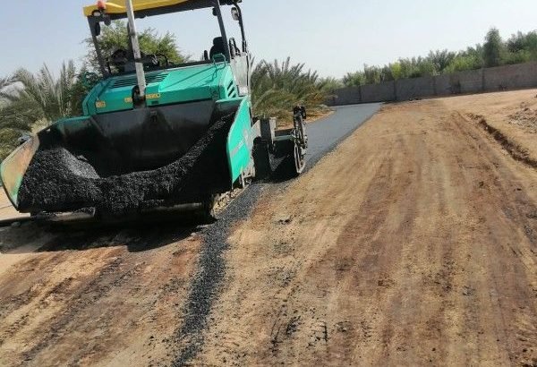 معك ابو مكه للمقاولات العامه متخصصون ف اعمال الاسفلت امام المنازل والطرق العامه واعمال العازل السطح