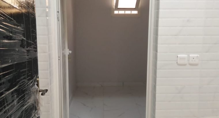 شقق و فلل للبيع في ٠ميع أنحاء المملكة