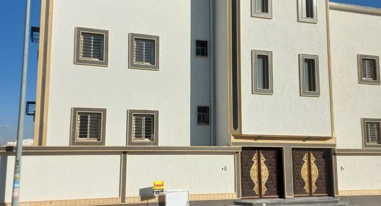 للبيع شقه تمليك دور ارضي