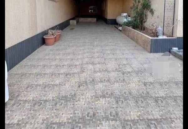 للبيع فيلا مساحة ٥٦٠ حي النفل