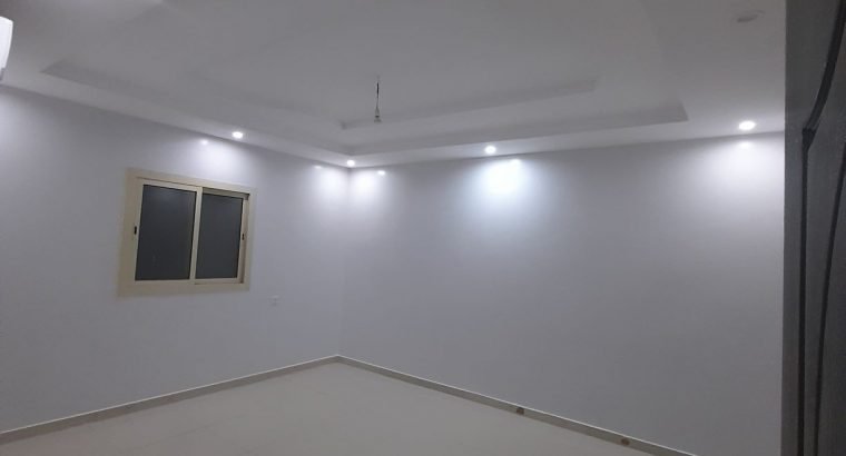 شقة سكنية فاخرة للإيجار حي السلامه