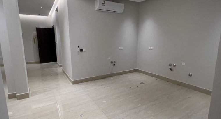 موقع متميز" قريب من جميع الخدمات " مس