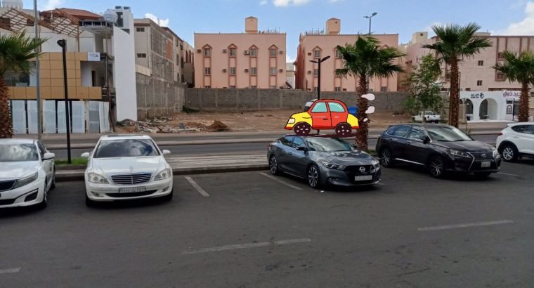 ارض للاستثمار موقع مميز أمام السينما ستي ووك الجال