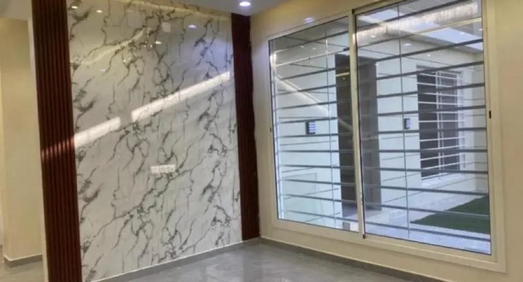 دور للإيجار جديد مساحة ٥٠٠