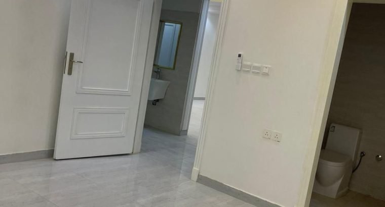 شقه مميزه للايجار حي العارض