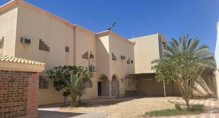 عمارة تجاريه للبيع