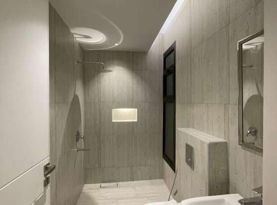 شقة سكنية فاخرة للايجار بحي الملقا بالرياض