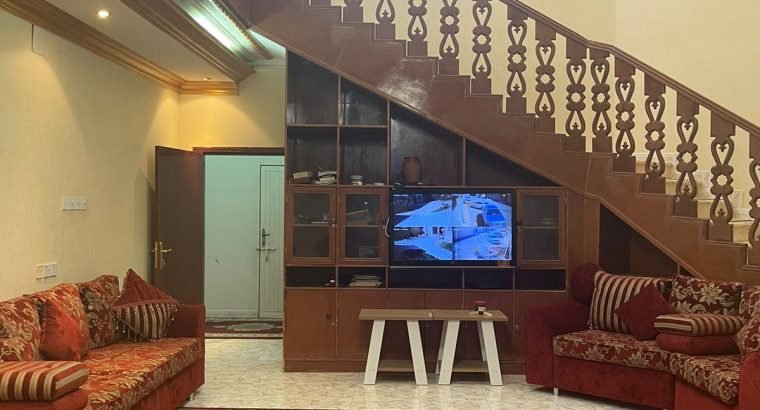 عمارة تجاريه للبيع