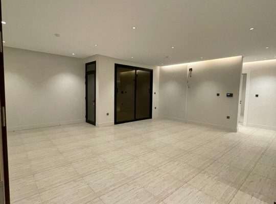 شقة سكنية فاخرة للايجار بحي الملقا بالرياض