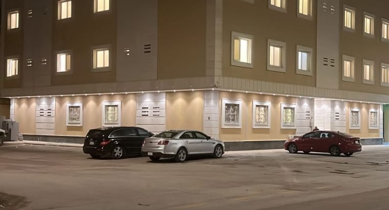 شقة في الدور الاول للايجار السنوي بالعارض بالرياض