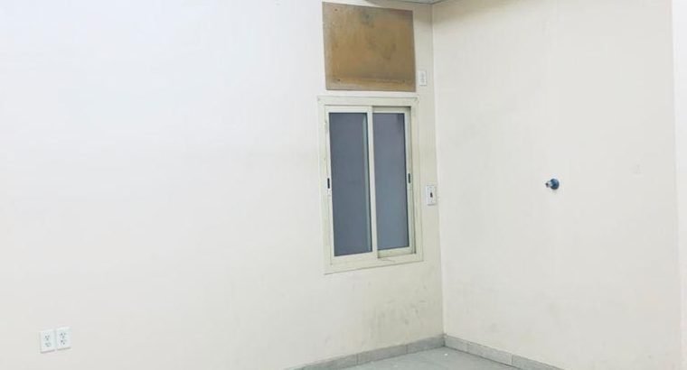عمارة للبيع في حي الخليج بالدمام
