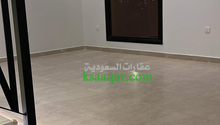 شقة دورين للايجار السنوي حي القيروان