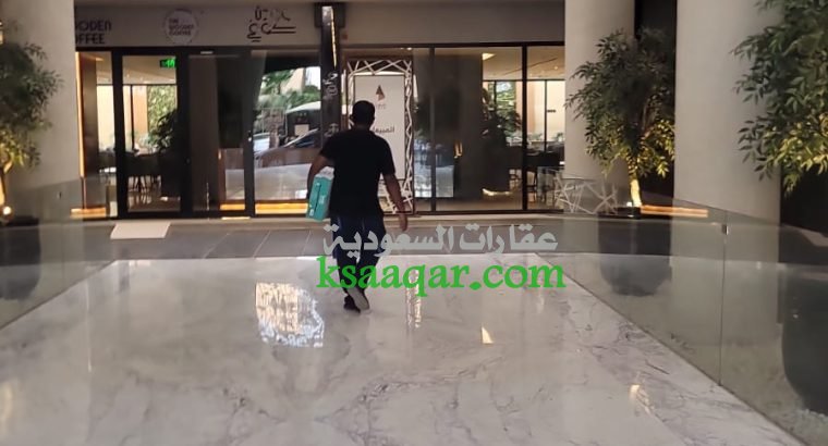 شقه للايجار  حي الملقا ٤ غرف
