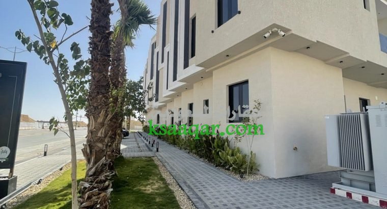 شقة فاخرة بالنرجس في الرياض للايجار السنوي