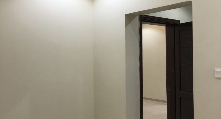 شقة ٤ غرف للايجار حي الحمدانيه خلف لولو ماركت
