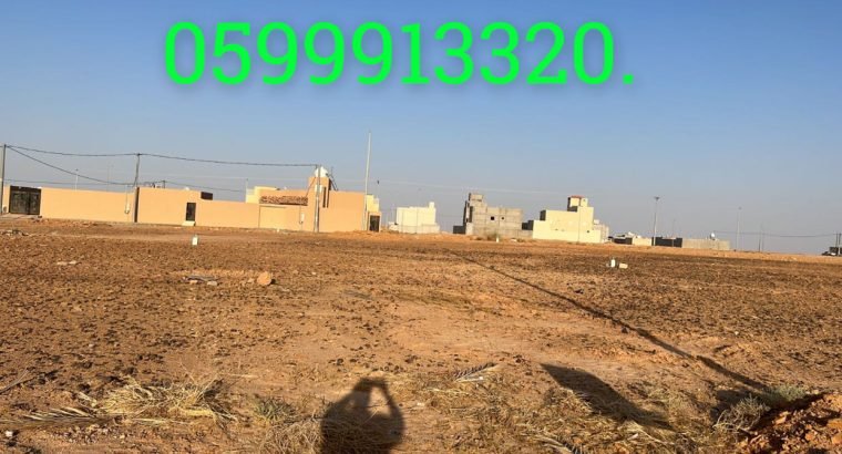 أرض سكنية منبسطة ( لقطة) مساحتها (٦٣٠)م٢ – تقع بمخطط نموذجي بالتويم التابع لمحافظة حوطة سدير