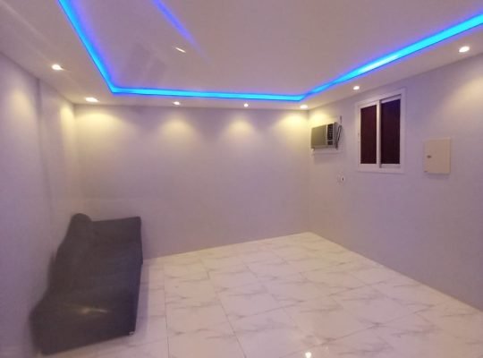 شقه فاخره للايجار حي العقيق