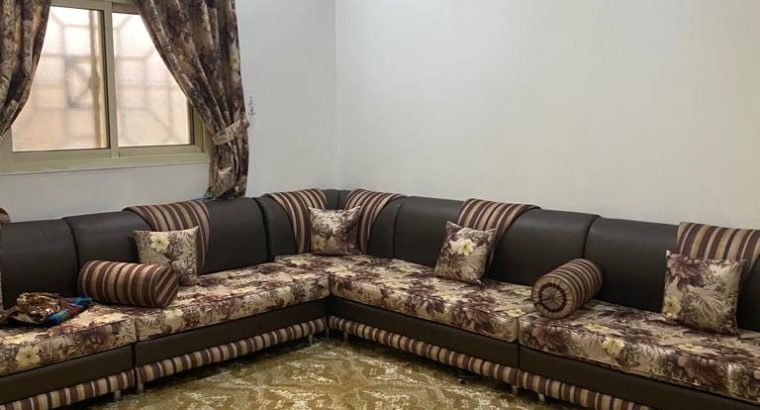 للبيــــــــع فيلا مساحة ٣٠٠ درج داخلي حي الي