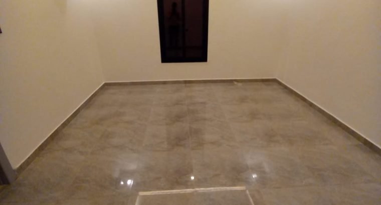شقه للايجار الرياض حي العقيق بجوار البلفارد غرفه وحمام ومطبخ