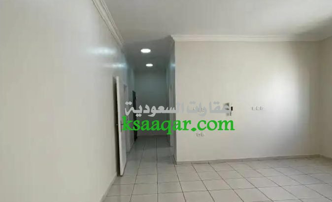 للايجار شقة في حي الرمال بسعر ممتاز