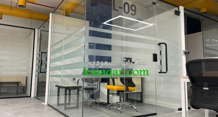 مكاتب مؤثثه للايجار