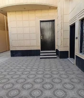 ⏬⏬⏬⏬⏬⏬فيلا للايجار حي قرطبهنظيفه جداًإيجار