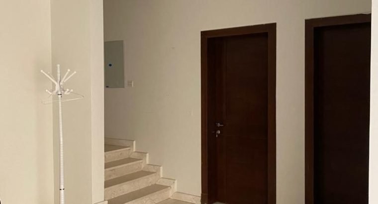 للبيــــــــع تاون هاوس حي العارض