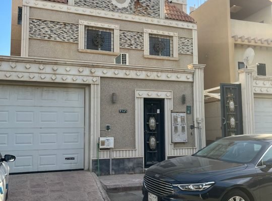 للبيــــــــع فيلا مساحة ٣٩٠ حي الياسمين