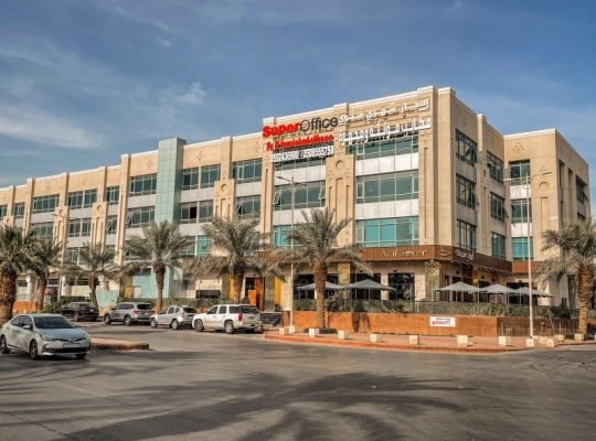 مكاتب عمل مشتركة مؤثثة للايجار اليومي والشهري