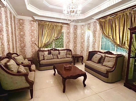 للبيــــــــع فيلا مساحة ٥٠٠ حي إشبيليا