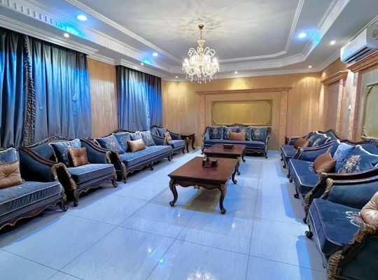 للبيــــــــع فيلا مساحة ٥٠٠ حي إشبيليا