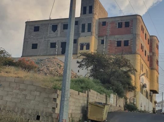 عماره للبيع طريق الملك عبدالله ابها