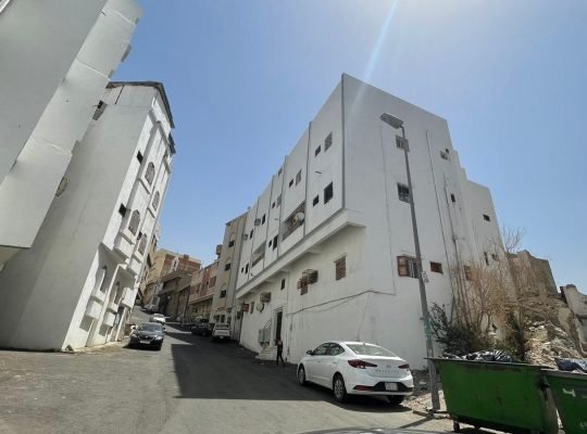 عمارة قريبة من الحرم المكي موقع فنادق