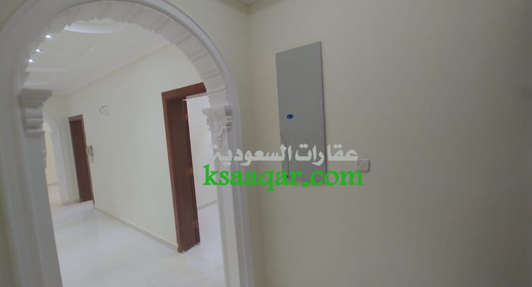 للبيع عماره سكنيه استثماريه ف جده حي الحمدانيه الم