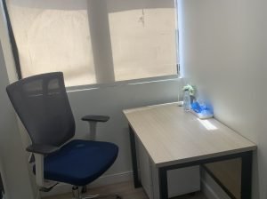 مكاتب مؤثثه ومجهزه بأقل الاسعار ف افخم شركات حاضنه الأعمال