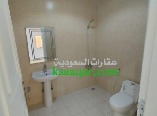 للايجار شقه فاخره في ابحر الشماليه حي الصواري