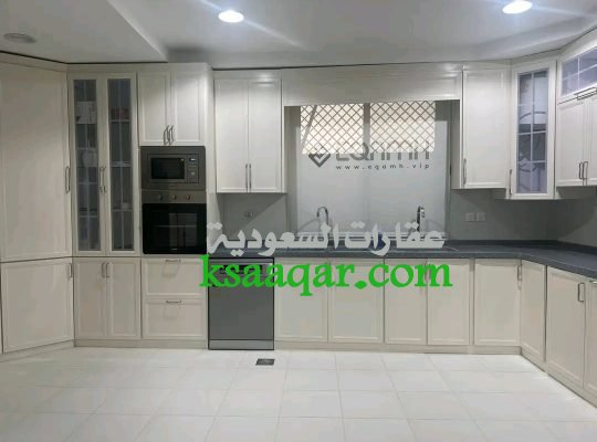 شقة فندقية VIP بالمدينة المنورة بمساحة ٦٥٠ م للإيج