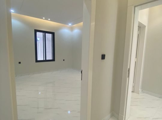 شقه للأيجار جديده لم تسكن قبل حي العوالي 3 غ