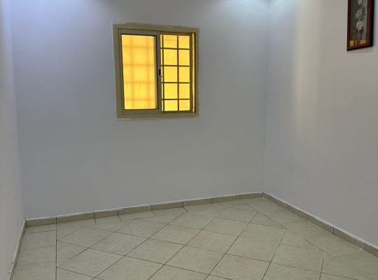 شقه فاخره للإيجار اليرموك