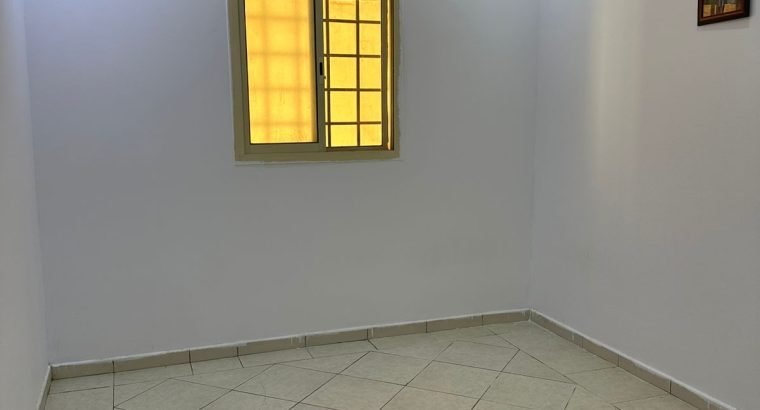 شقه فاخره للإيجار اليرموك
