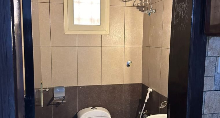 شقه فاخره للإيجار اليرموك