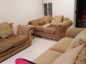 للإيجار شقة مفروشة بالكامل بموقع مميز بحي الازدهار