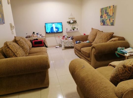 للإيجار شقة مفروشة بالكامل بموقع مميز بحي الازدهار