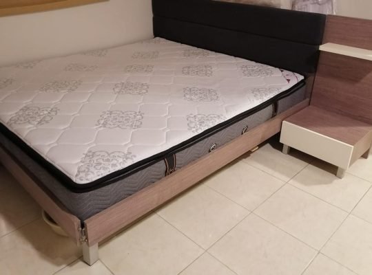 للإيجار شقة مفروشة بالكامل بموقع مميز بحي الازدهار