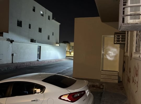 غرفة عزاب للإيجار بحي الحزم جنوب الرياض