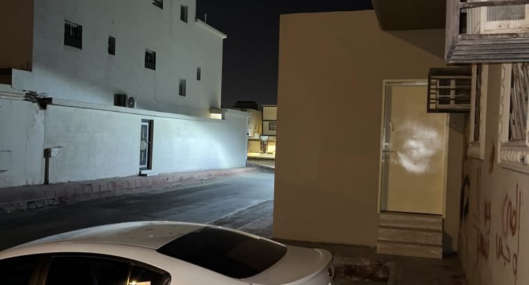 غرفة عزاب للإيجار بحي الحزم جنوب الرياض