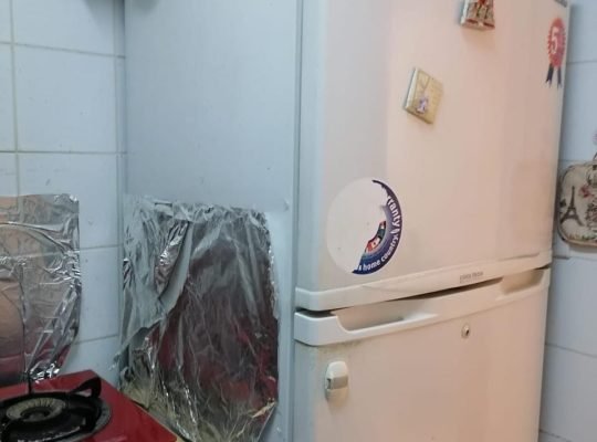 للإيجار شقة مفروشة بالكامل بموقع مميز بحي الازدهار