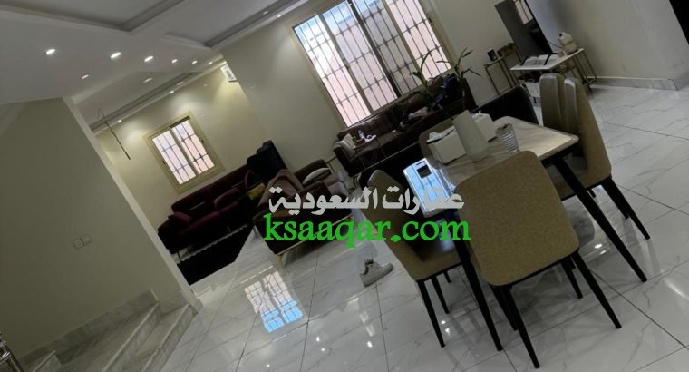 للايجار فيلا فاخره في جده حي الصالحيه